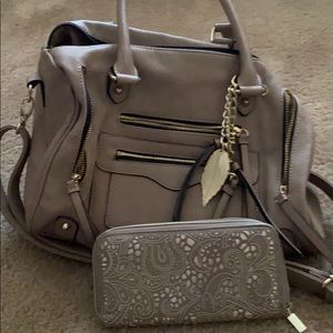 Apt 9 purse and wallet